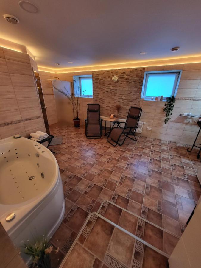 Penzion Ostravanka Hranice  Luaran gambar